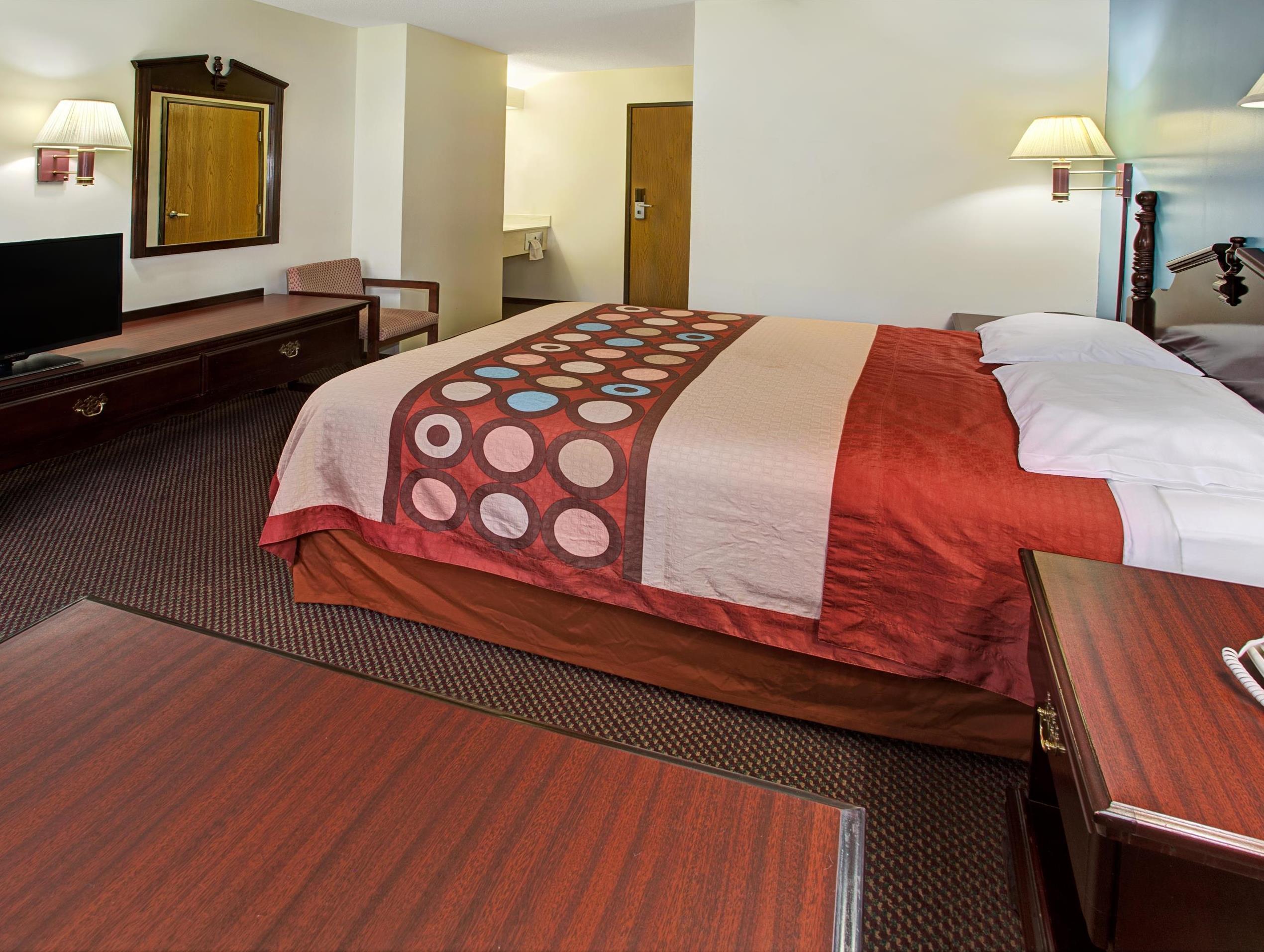 Hotel Super 8 By Wyndham Heath/Newark Extérieur photo
